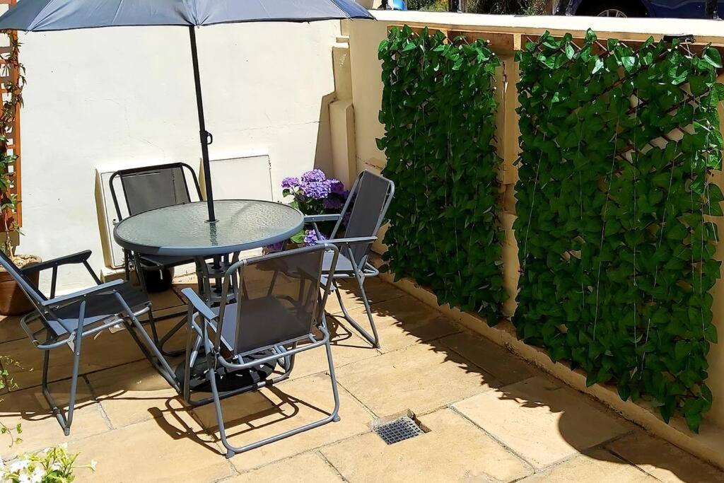 Beautifully Appointed, Period Seaside Apartment フォークストン エクステリア 写真